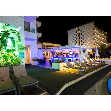 מלון Munamar Beach Residence מרמריס