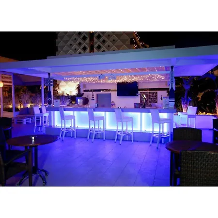 מלון Munamar Beach Residence מרמריס